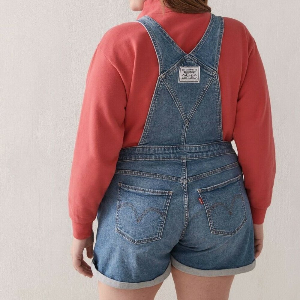 Levi’s Premium Plus Shortalls Free Ride NWT NO OFFERS ACCEPTED - Picture 4 of 12